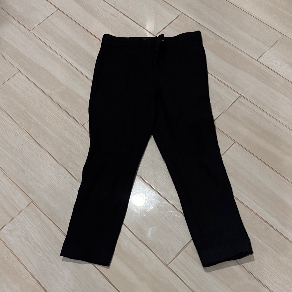 Ann Taylor Classic Black Cropped Pants